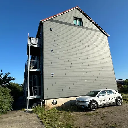 Senfzimmer Mit Balkon *