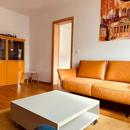 Senfzimmer Mit Balkon * Gerwisch