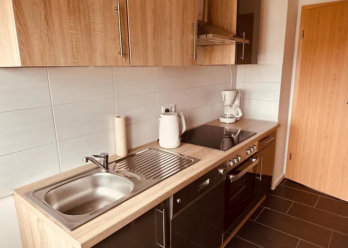 Senfzimmer Mit Balkon Gerwisch